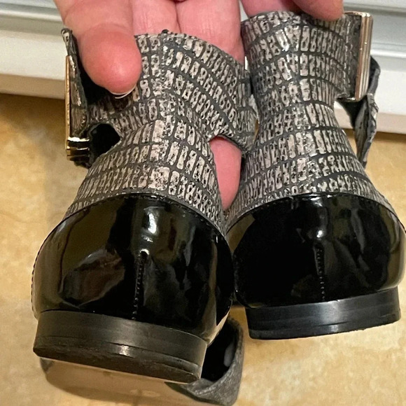 BCBGeneration Shoes Flats Toe Pointy Grey Size 6 - Picture 5 of 7